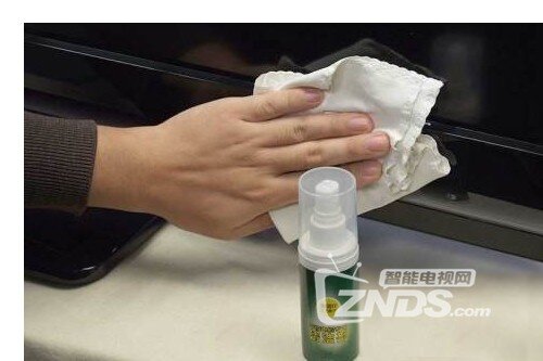 谁说智能电视寿命短？这样保养可以用20年！