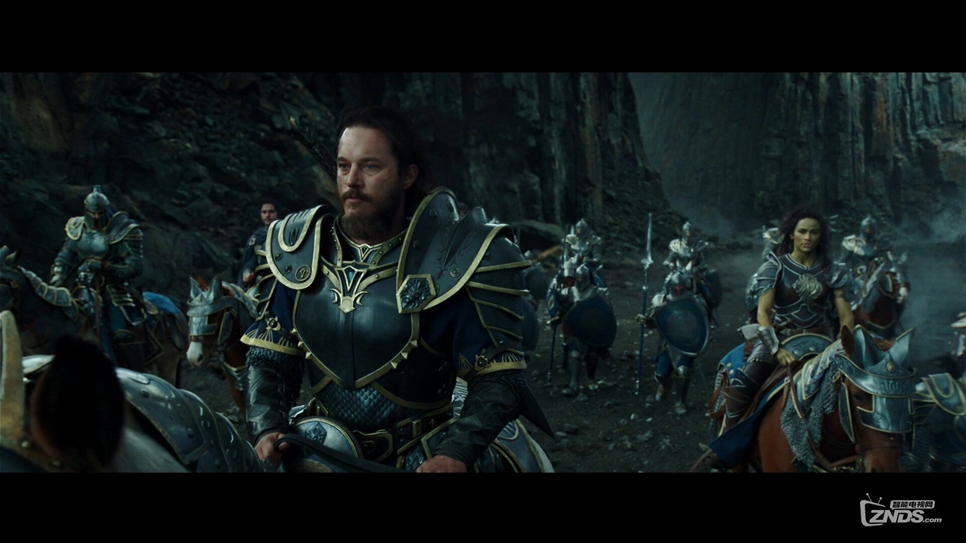 Warcraft_Trailer1_Texted_Stereo_PCM_1080p.mov_20160214_211601.669.jpg