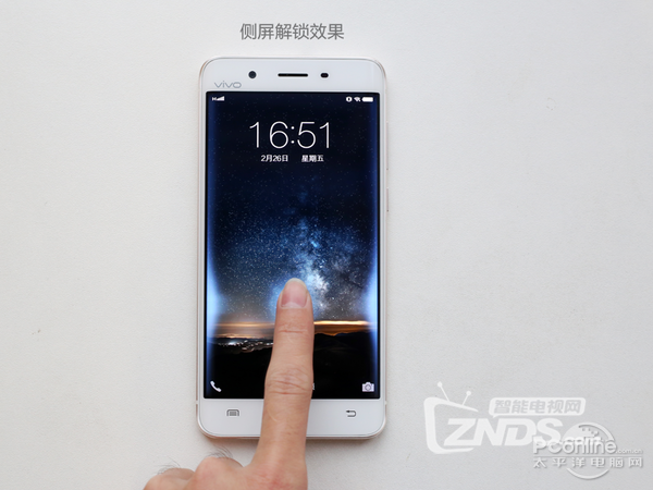 vivo Xplay5新一代机皇完美亮相。。。
