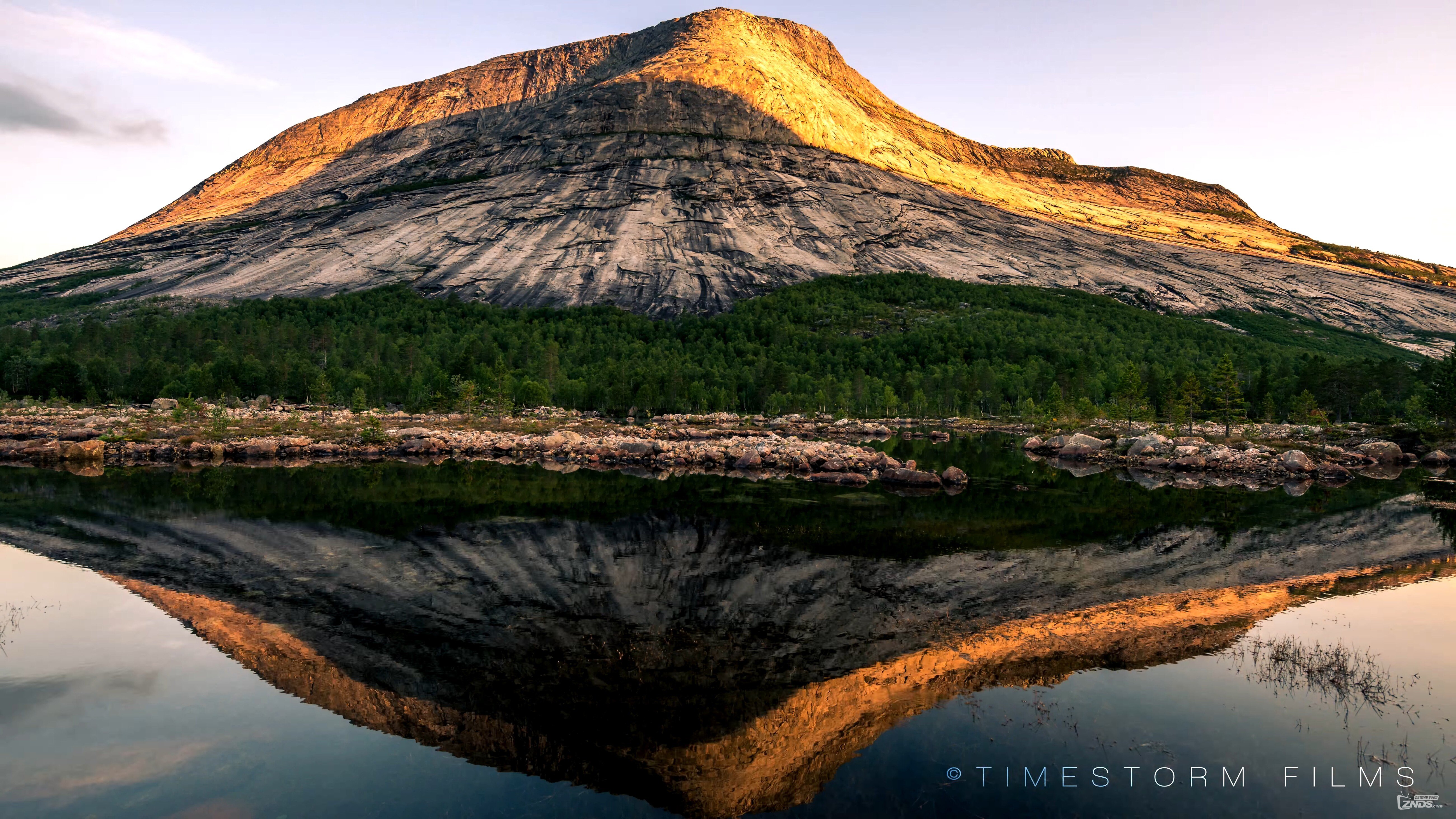 [8K] 挪威NORWAY 8K VP9.webm_20160309_021028.390.jpg