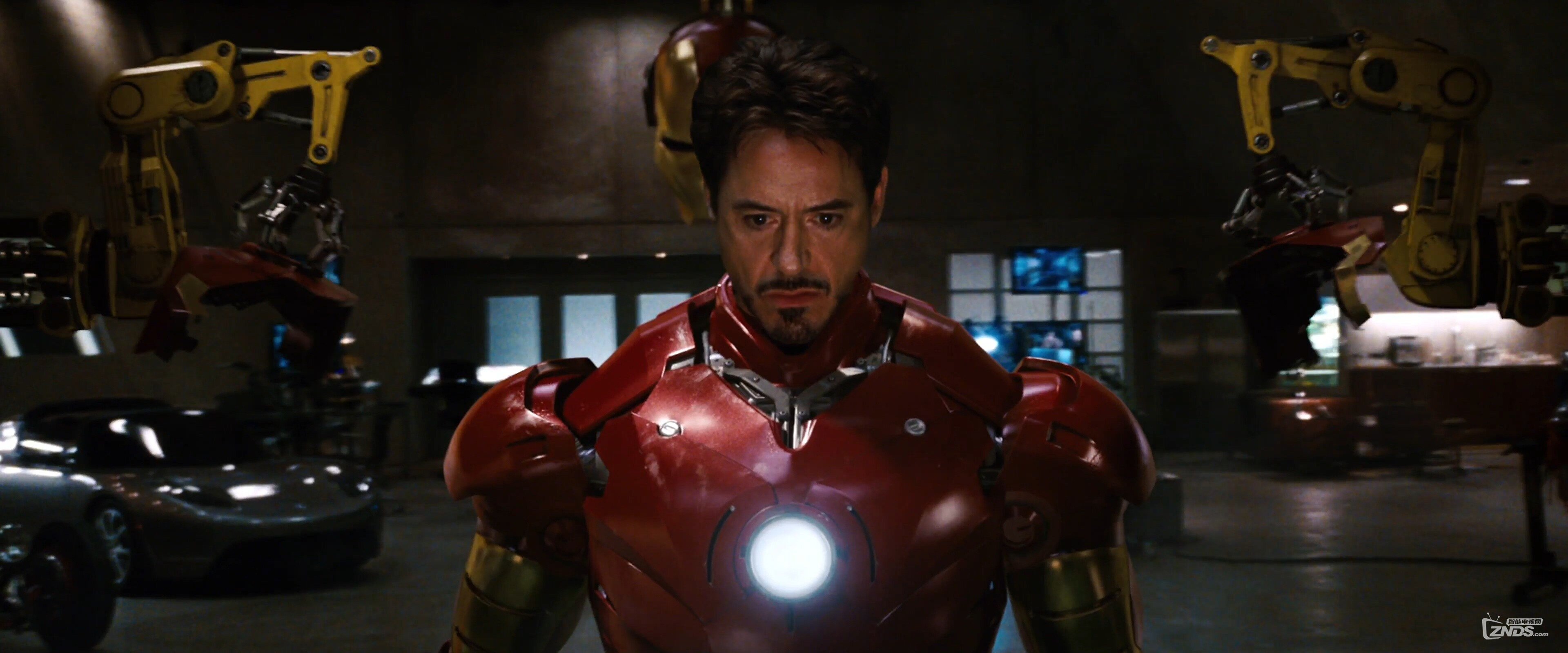Iron Man (2008) 4K UHD Upscaled AC3 Soup.mkv_20160318_005162.921.jpg