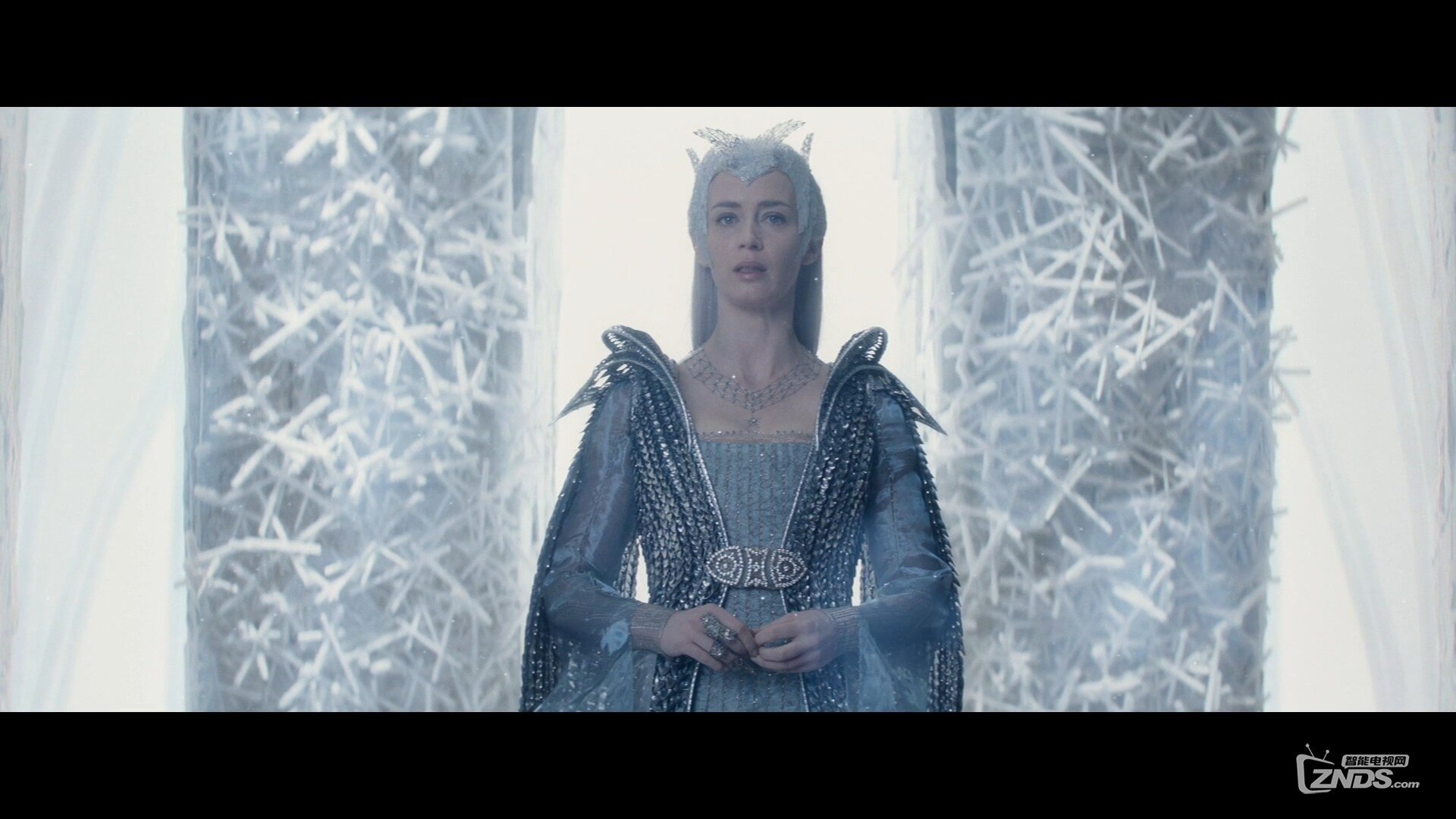 TheHuntsman_WintersWar_Tlr3i_Texted_Stereo_PCM_1080p.mov_20160410_203225.140.jpg