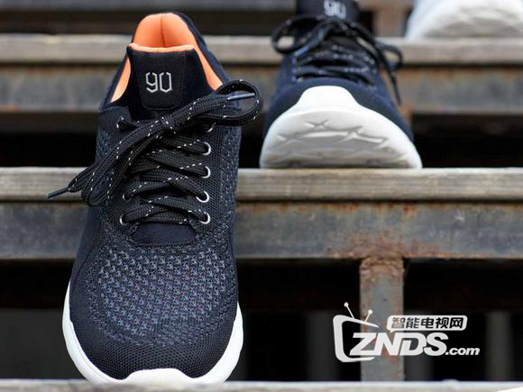 小米90分跑鞋问世