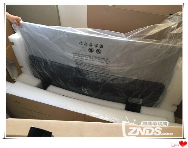乐视超级电视4 X55 Curved开箱体验评测