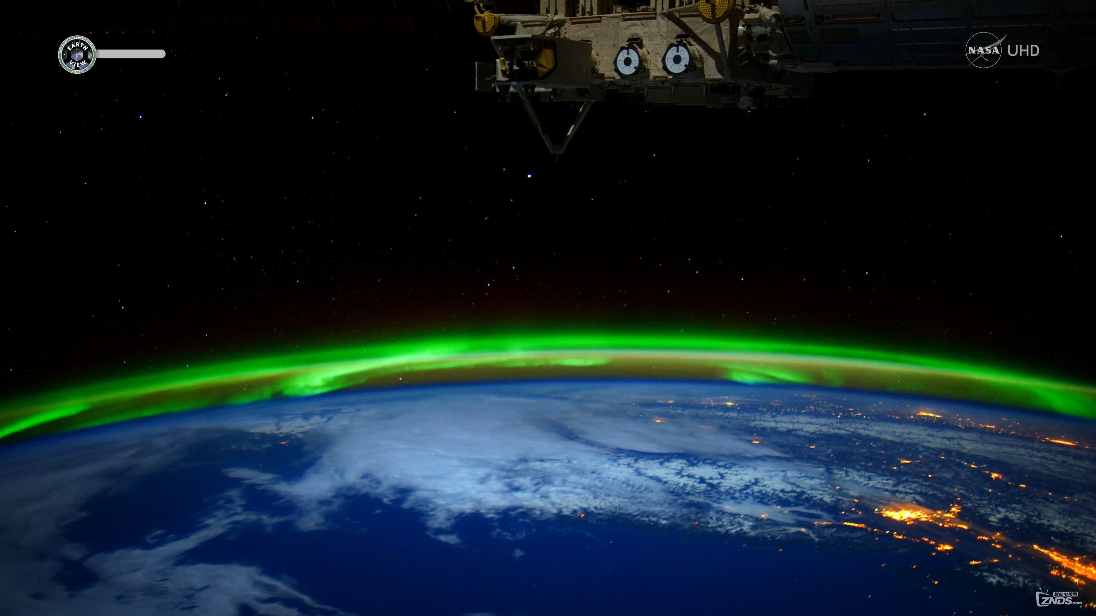 stunning aurora borealis from space in ultra-high definition(4k