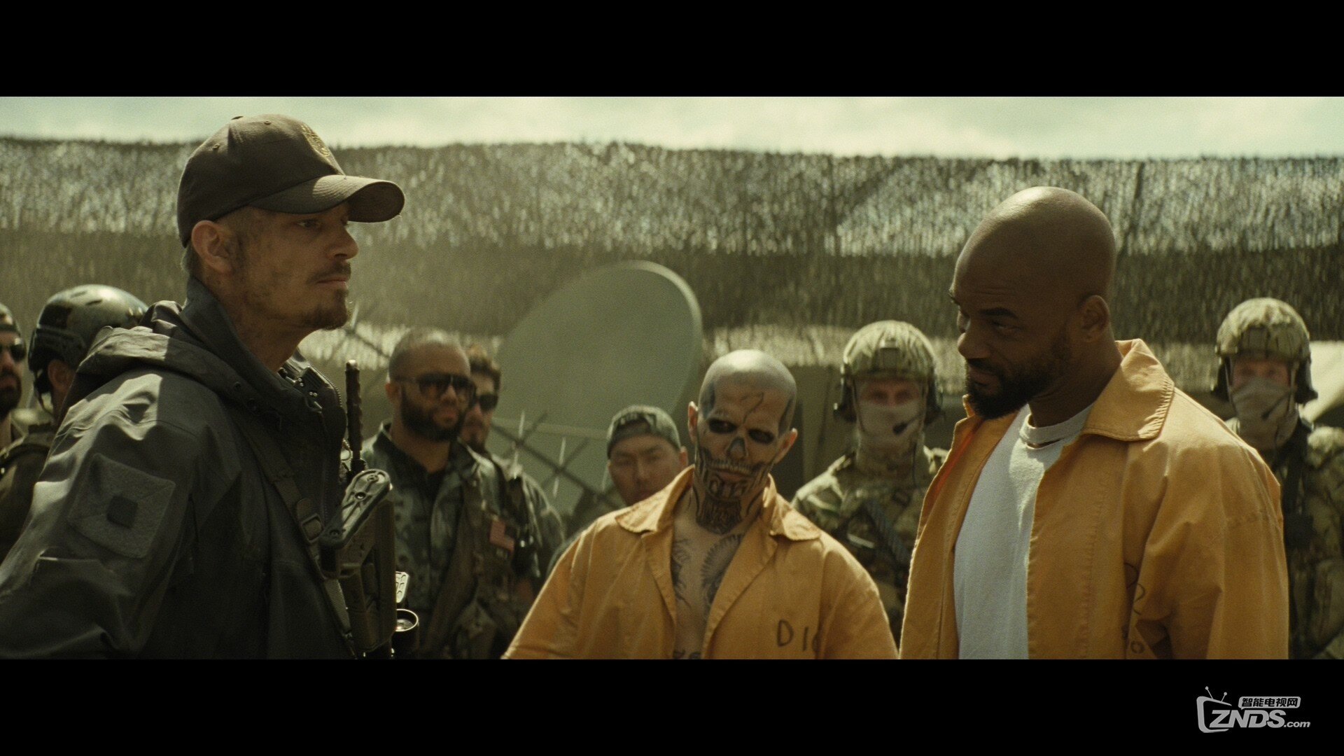 SUICIDE_SQUAD_TRAILER_1.mov_20160526_195933.539.jpg