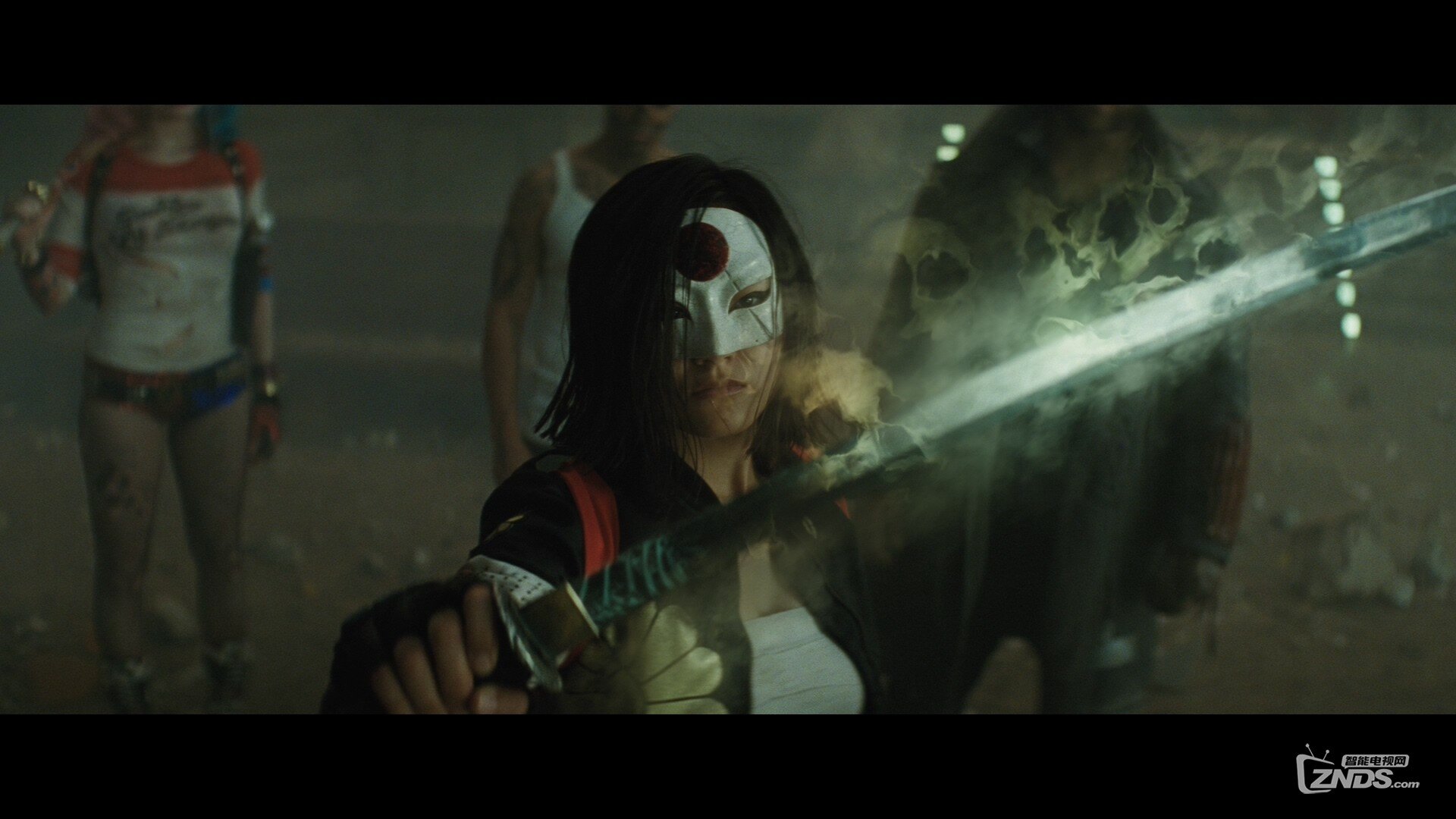 SUICIDE_SQUAD_TRAILER_1.mov_20160526_200159.137.jpg