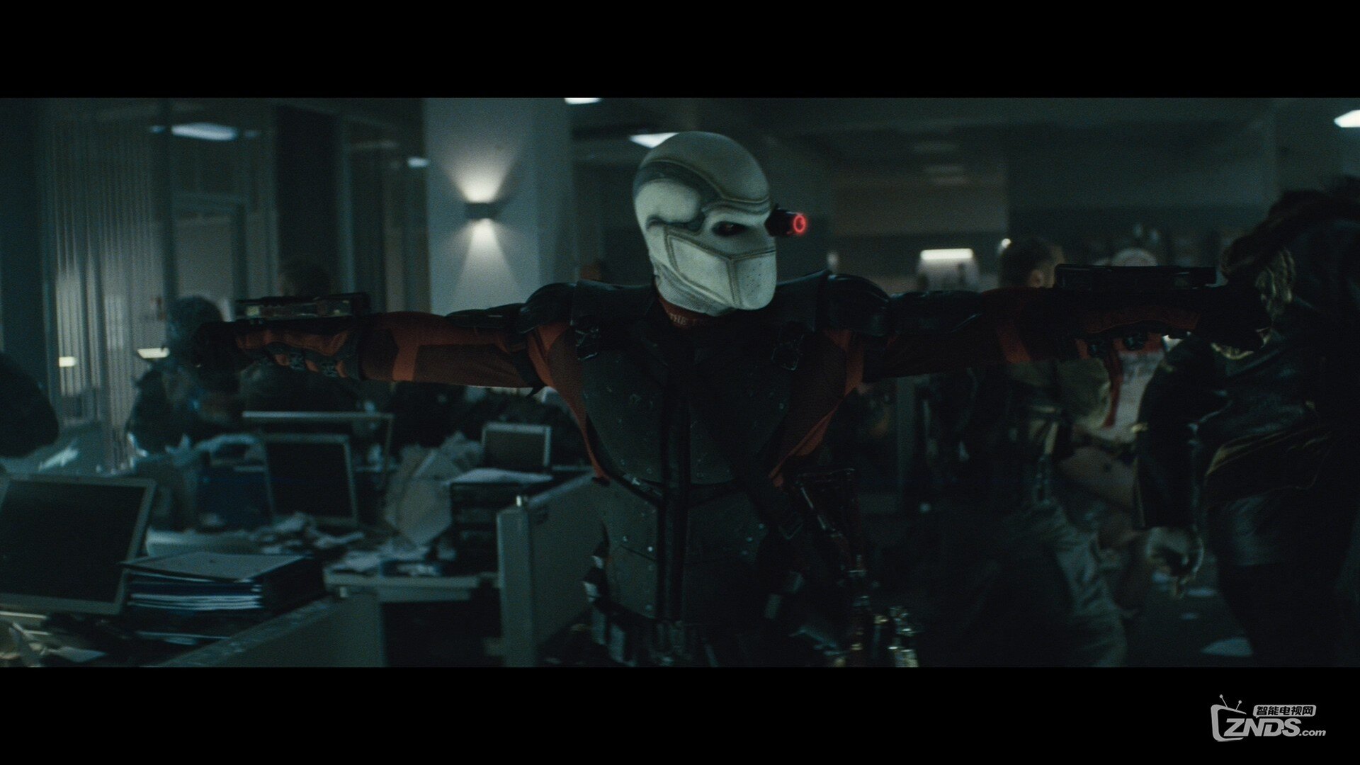 SUICIDE_SQUAD_TRAILER_2_wGREEN.mov_20160526_201152.487.jpg