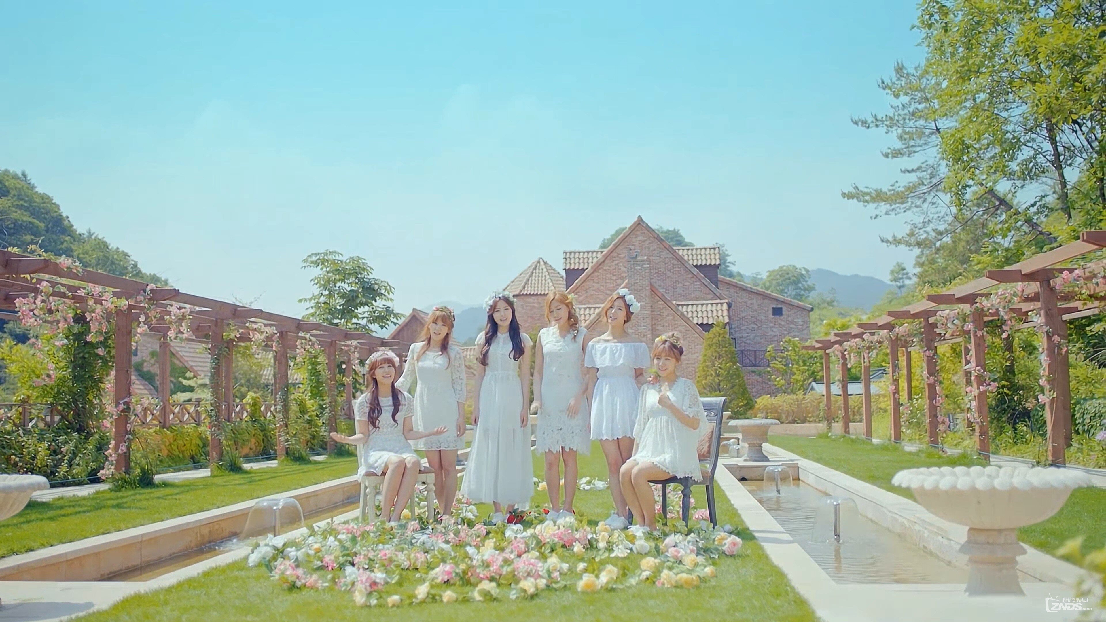 [MV] Apink - Secret Garden 2160p 60fps.mp4_20160606_100149.598.jpg