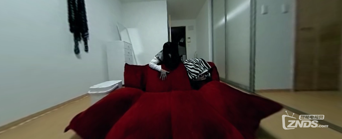 VR全景视频:屋内有鬼