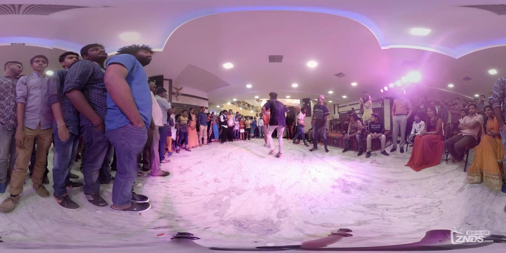 【360度VR全景视频】阿三神技：婚礼上的舞蹈