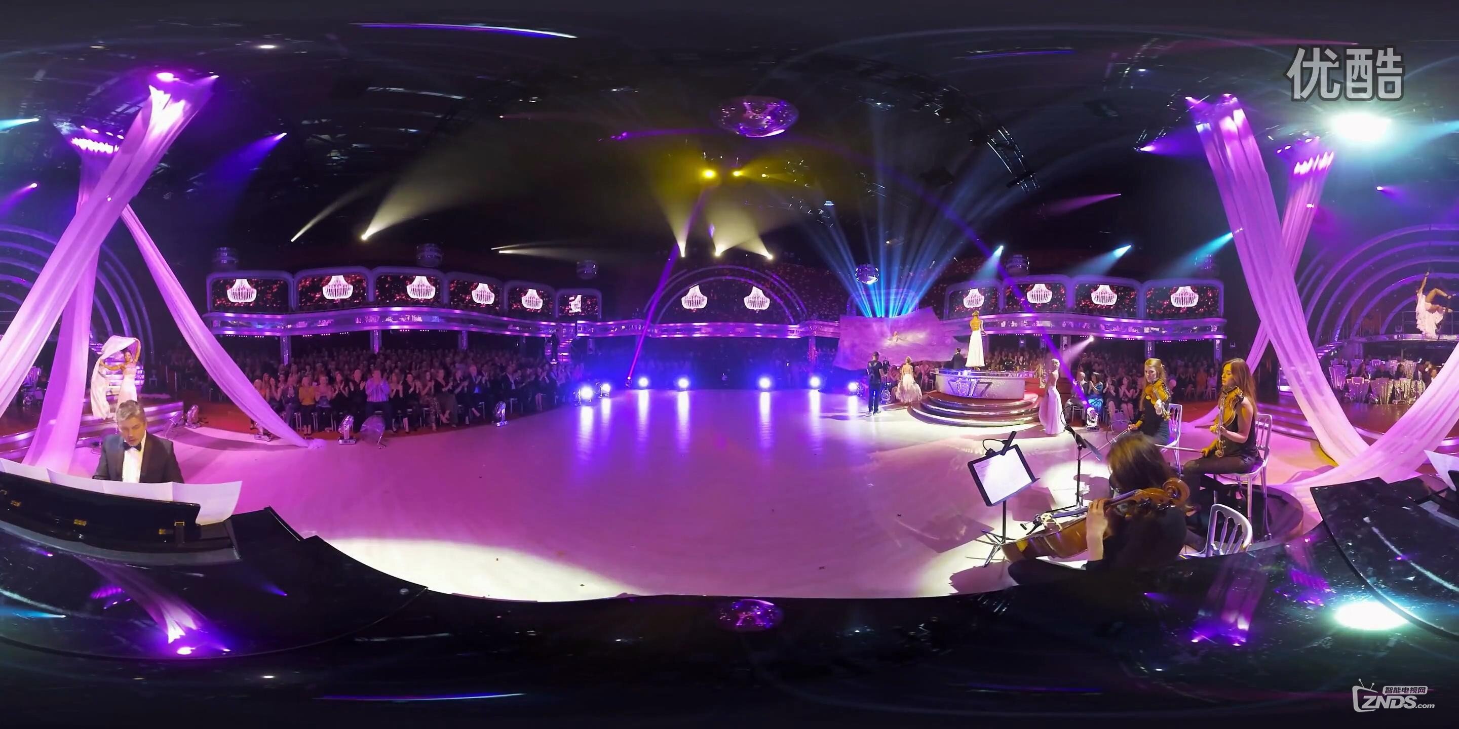 【360度VR全景视频】蕾哈娜——世界上唯一的女孩