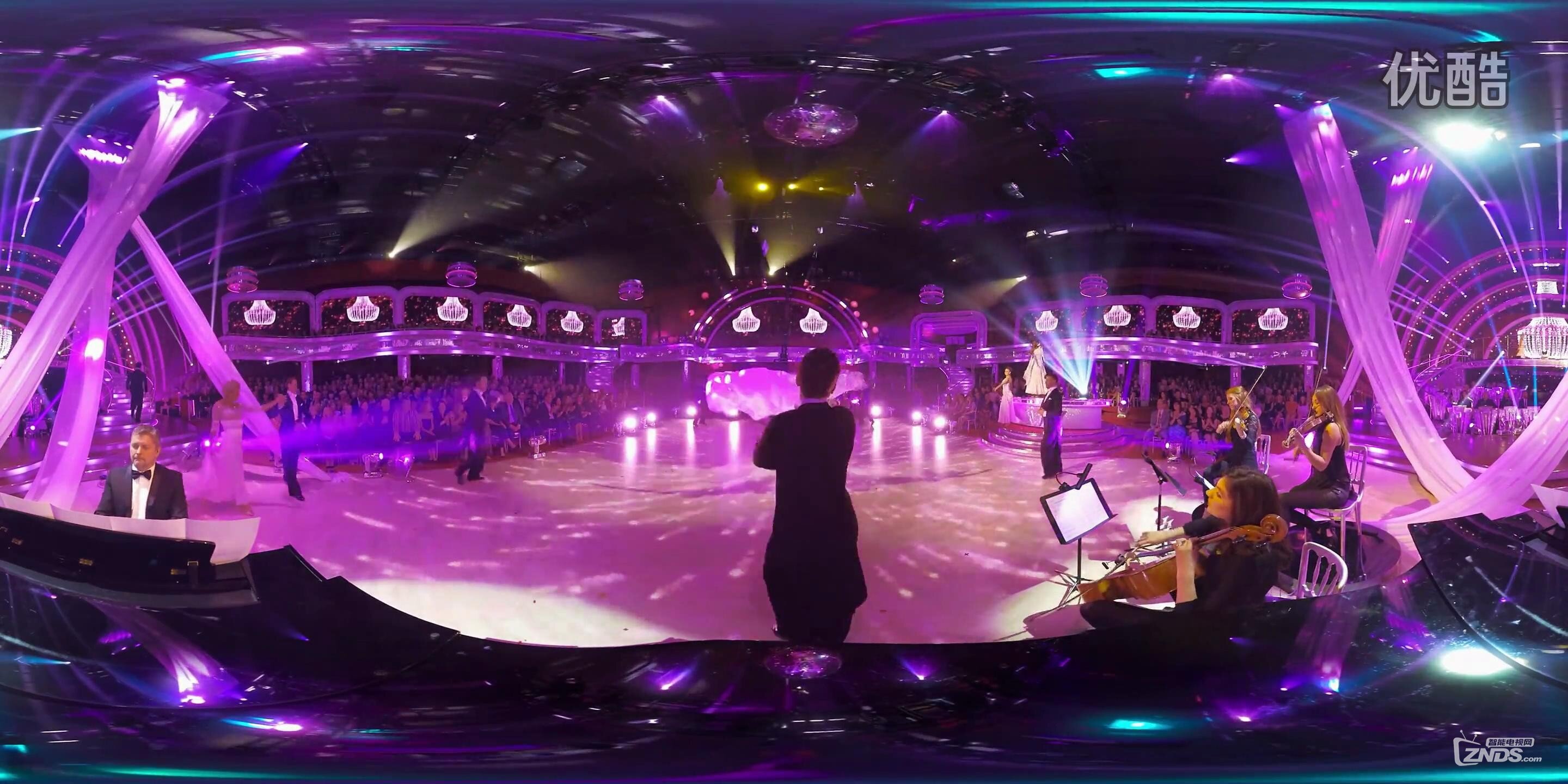 【360度VR全景视频】蕾哈娜——世界上唯一的女孩