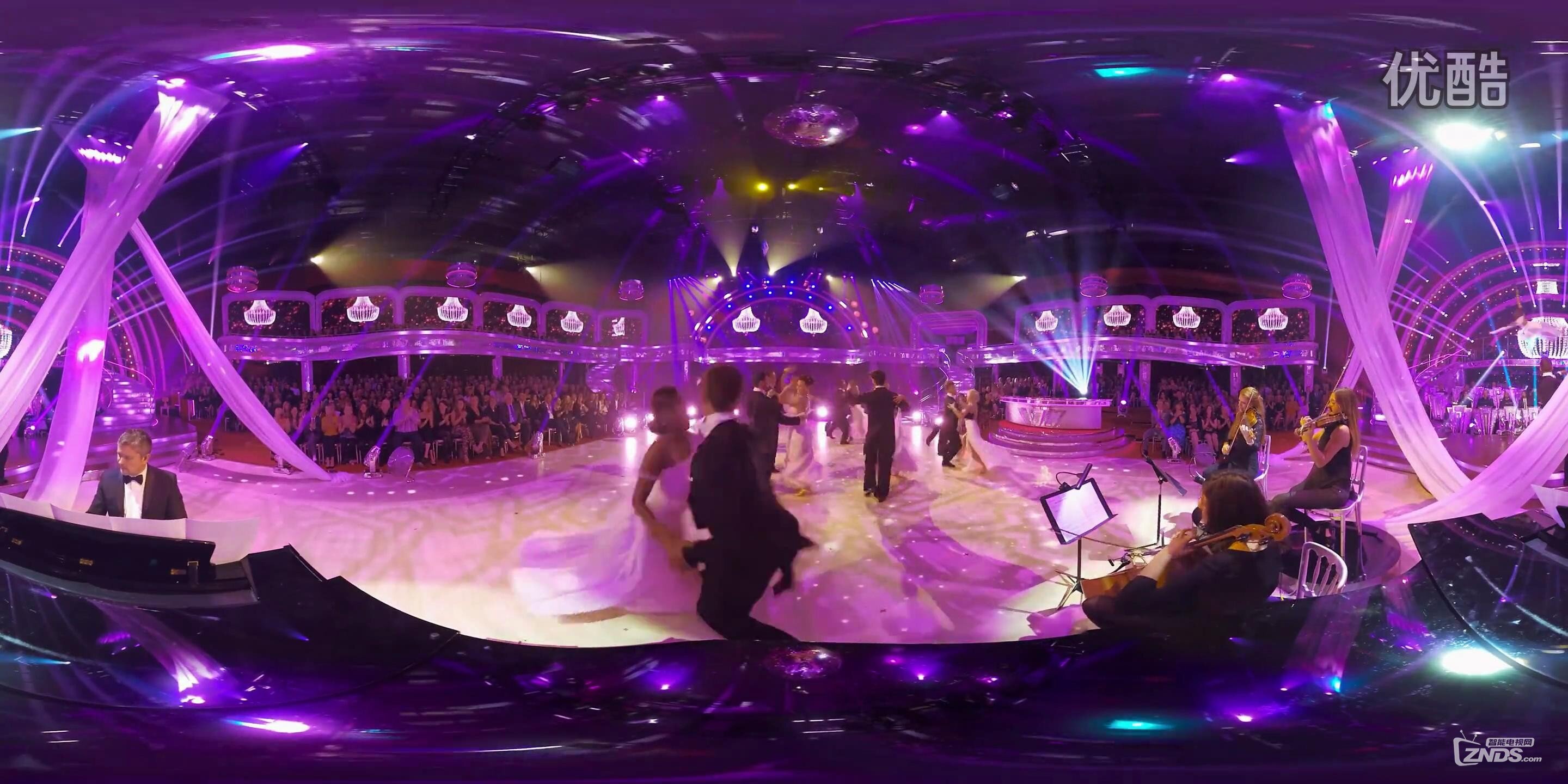 【360度VR全景视频】蕾哈娜——世界上唯一的女孩