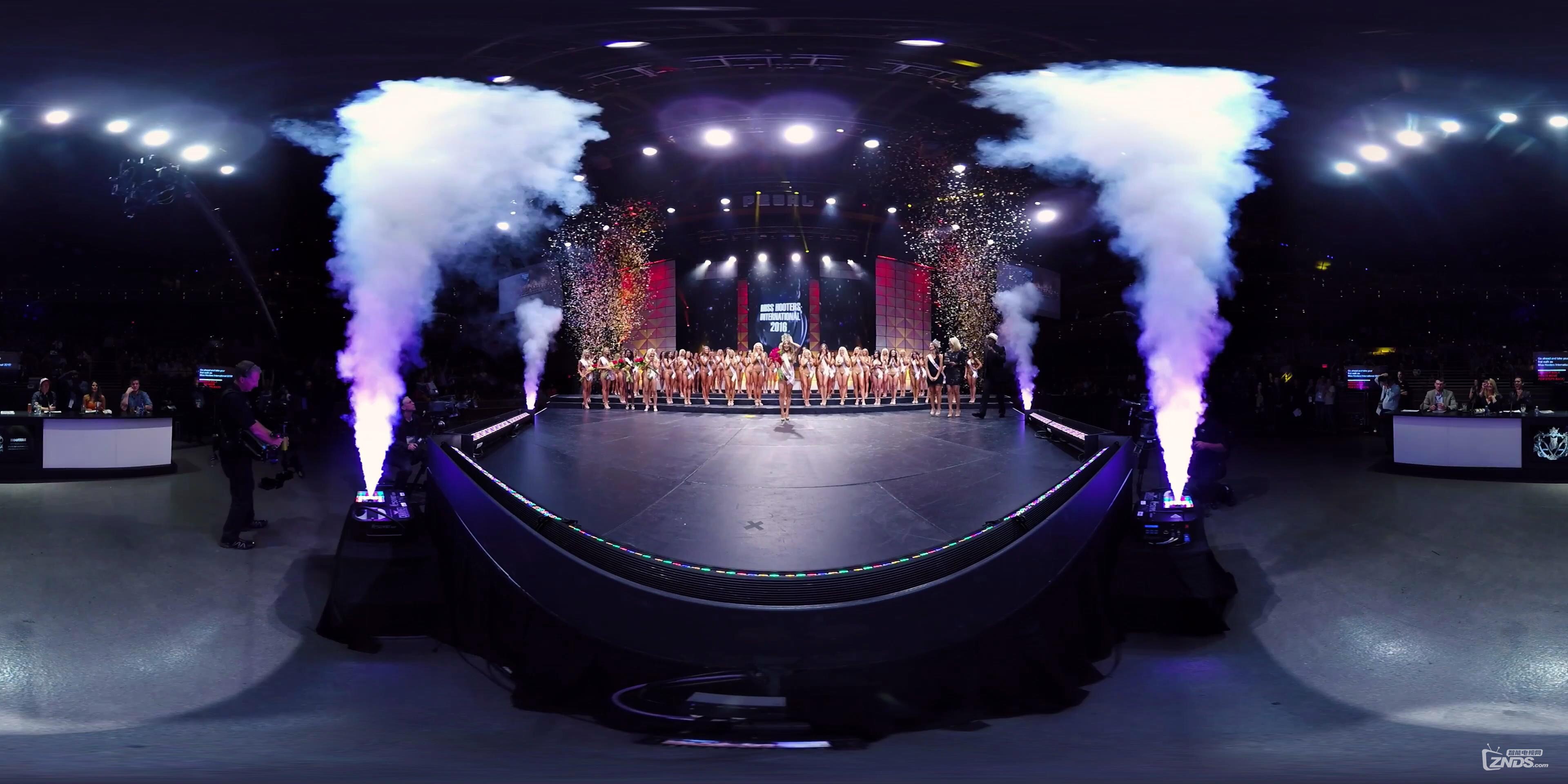 2016 Hooters International Bikini Pageant - 360-Degree Video.mp4_2016731112558.JPG