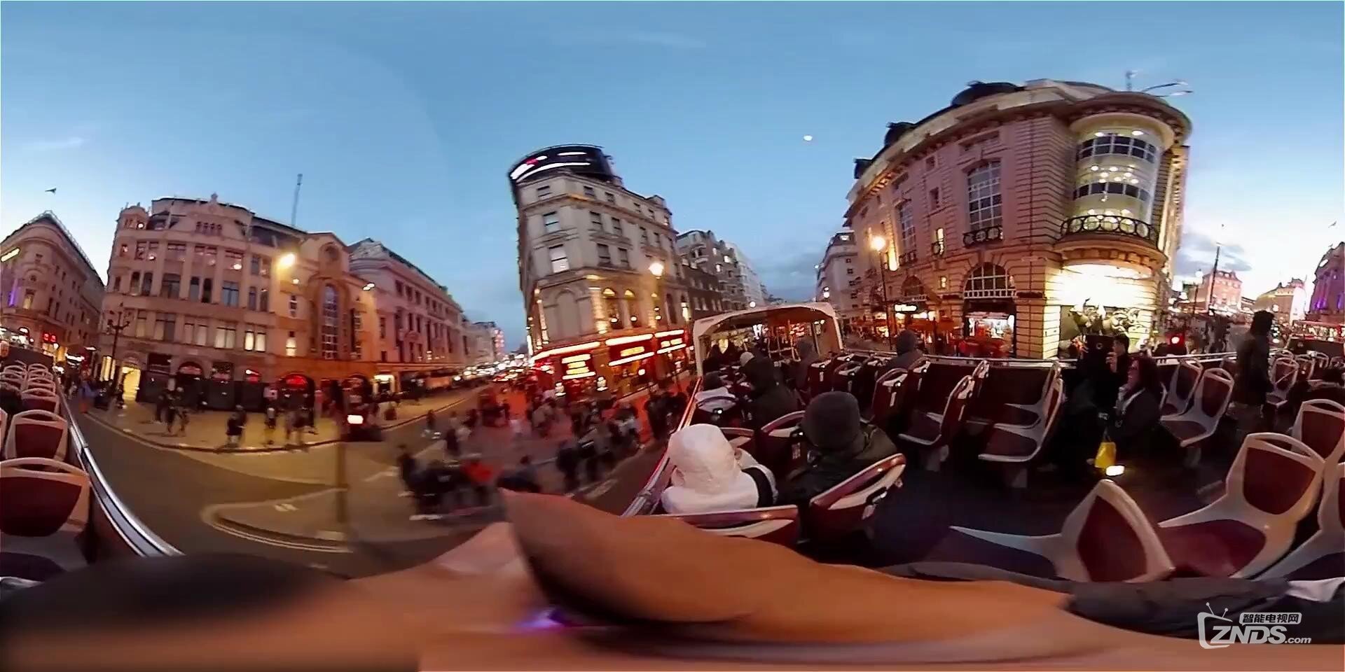 360° VR Video London Bus Night Tour (1)_201681522820.JPG