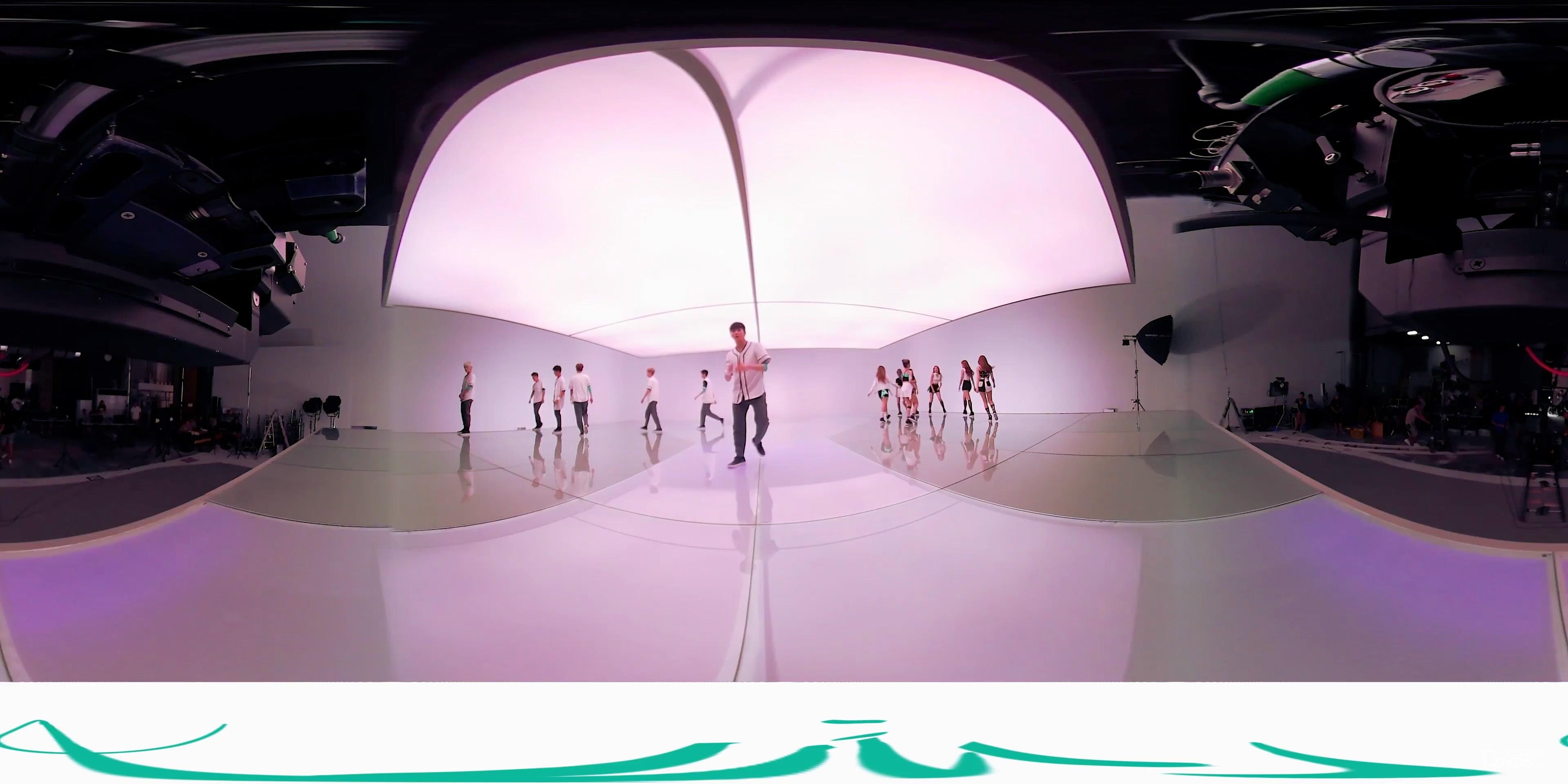 [Y?] ????? X ???? _ Do Better MV (360o ver.)_2016822122039.JPG