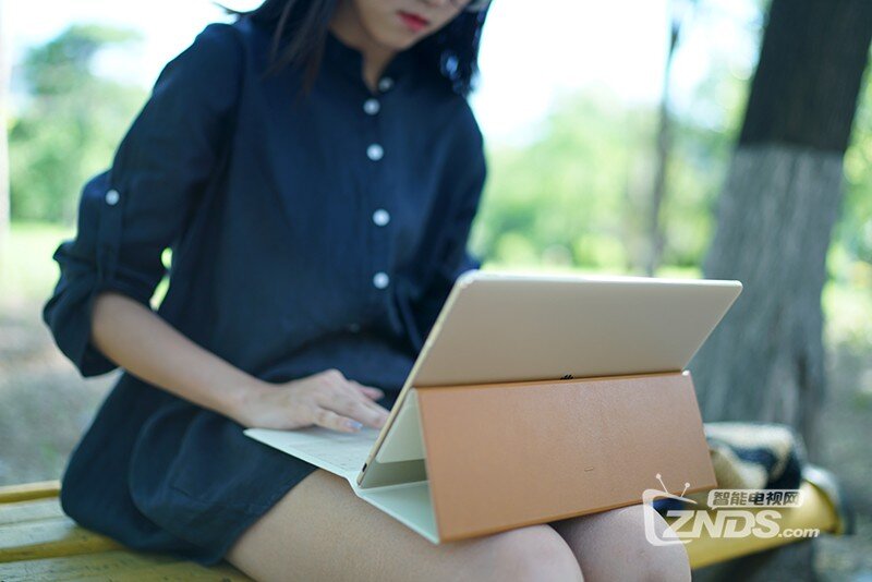 华为MateBook，详解平板上的PC时代