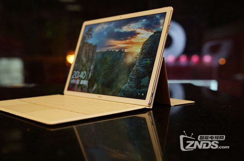 华为MateBook，详解平板上的PC时代