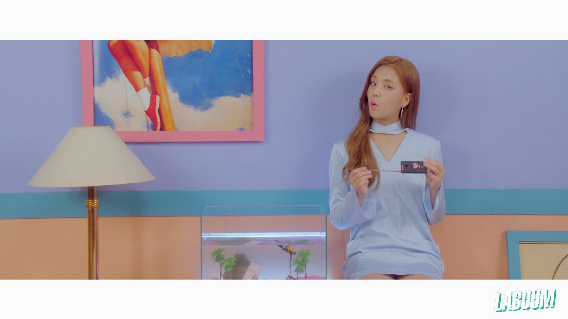 LABOUM - Shooting Love (Melon) (HD-1080p)_2016828215132.JPG