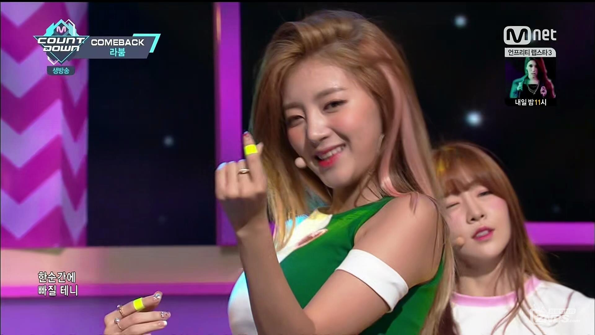 LABOUM - Shooting Love (160825 Mnet M!Countdown)_coreMx265_2016829133521.JPG