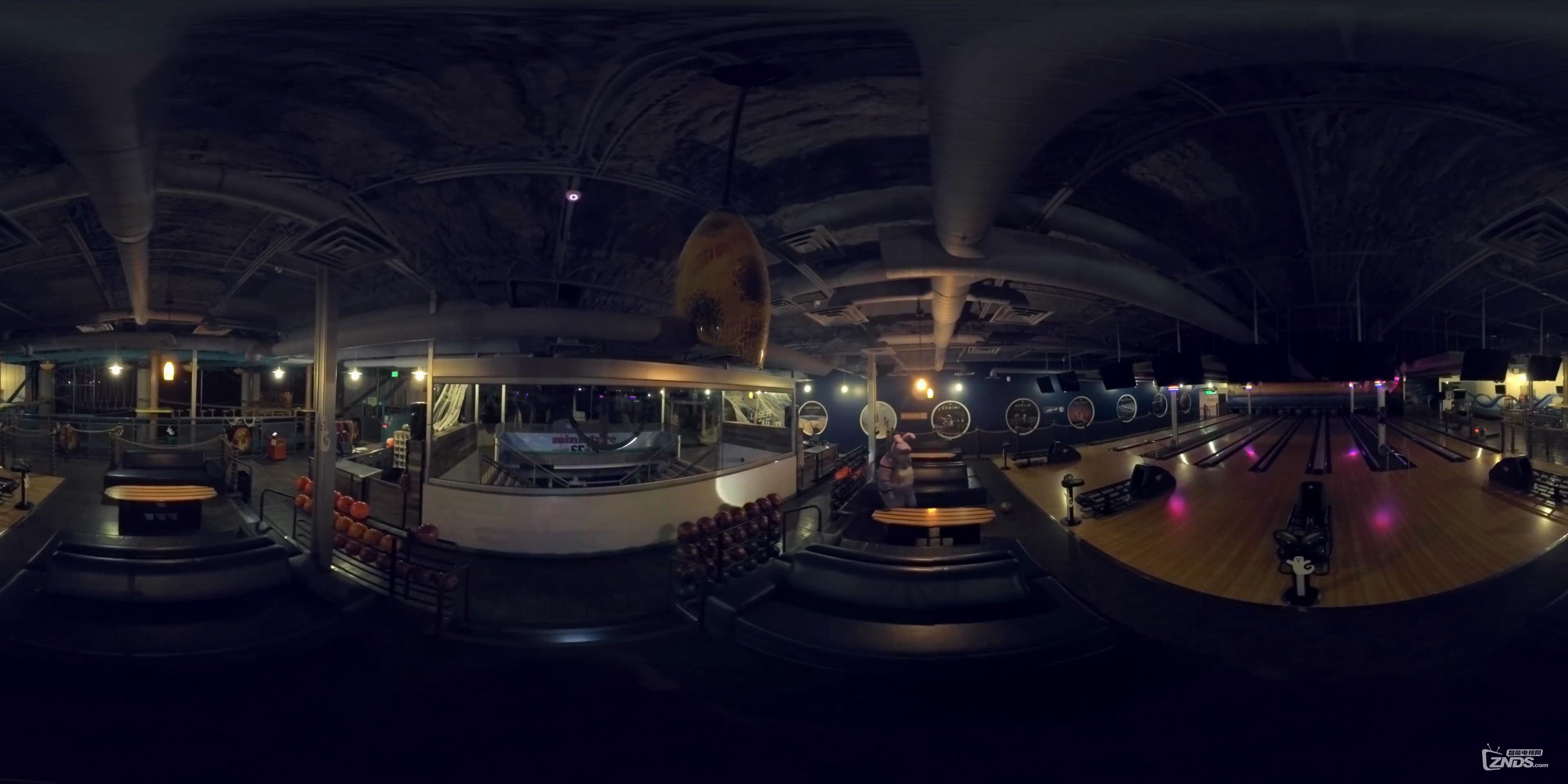 【360度VR全景视频】午夜骇人兔子