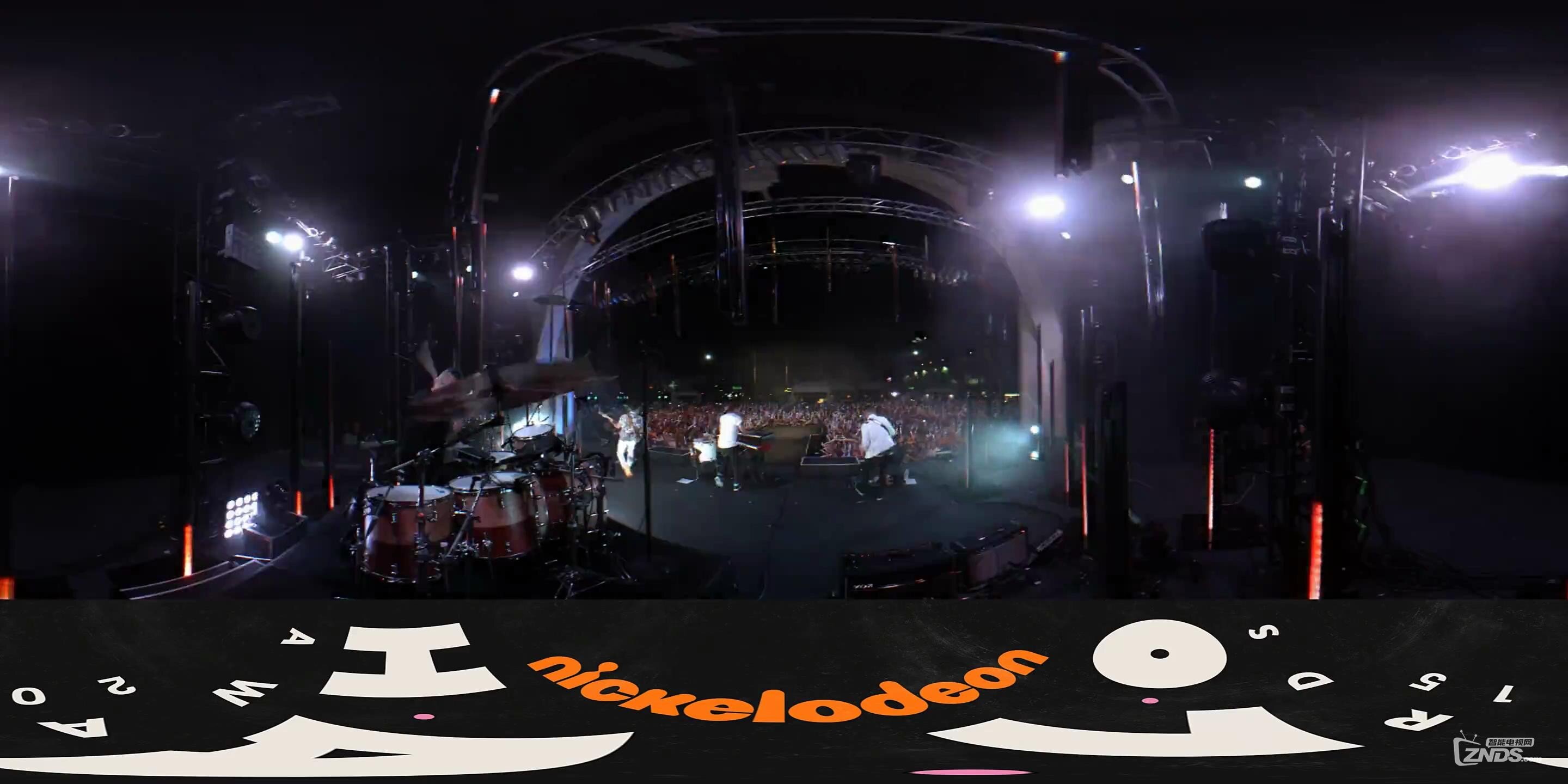 【360度VR全景视频】劲爆的歌曲：顿时睡意全无