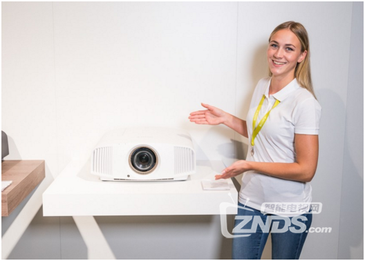 行业︱从IFA 2016新品看投影机未来发展趋势