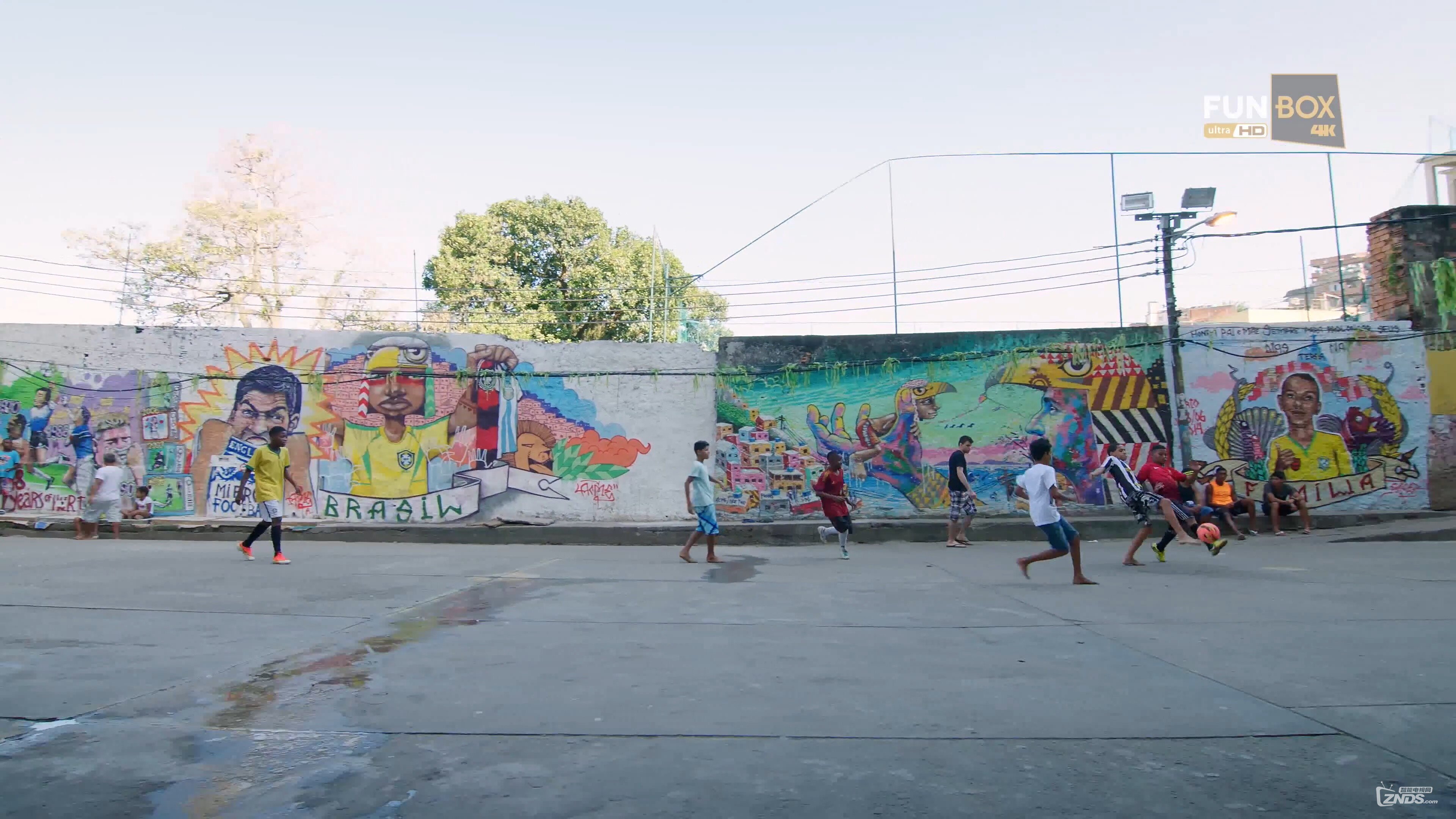 FunBox4K.Softcity.Brazil.2015.2160p.UHDTV.AAC2.0.AVC-ULTRAHDCLUB.mp4_20160913_16.jpg