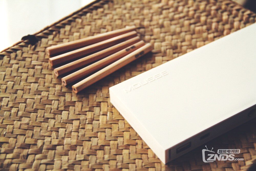 文艺范二，移动电源的新花样