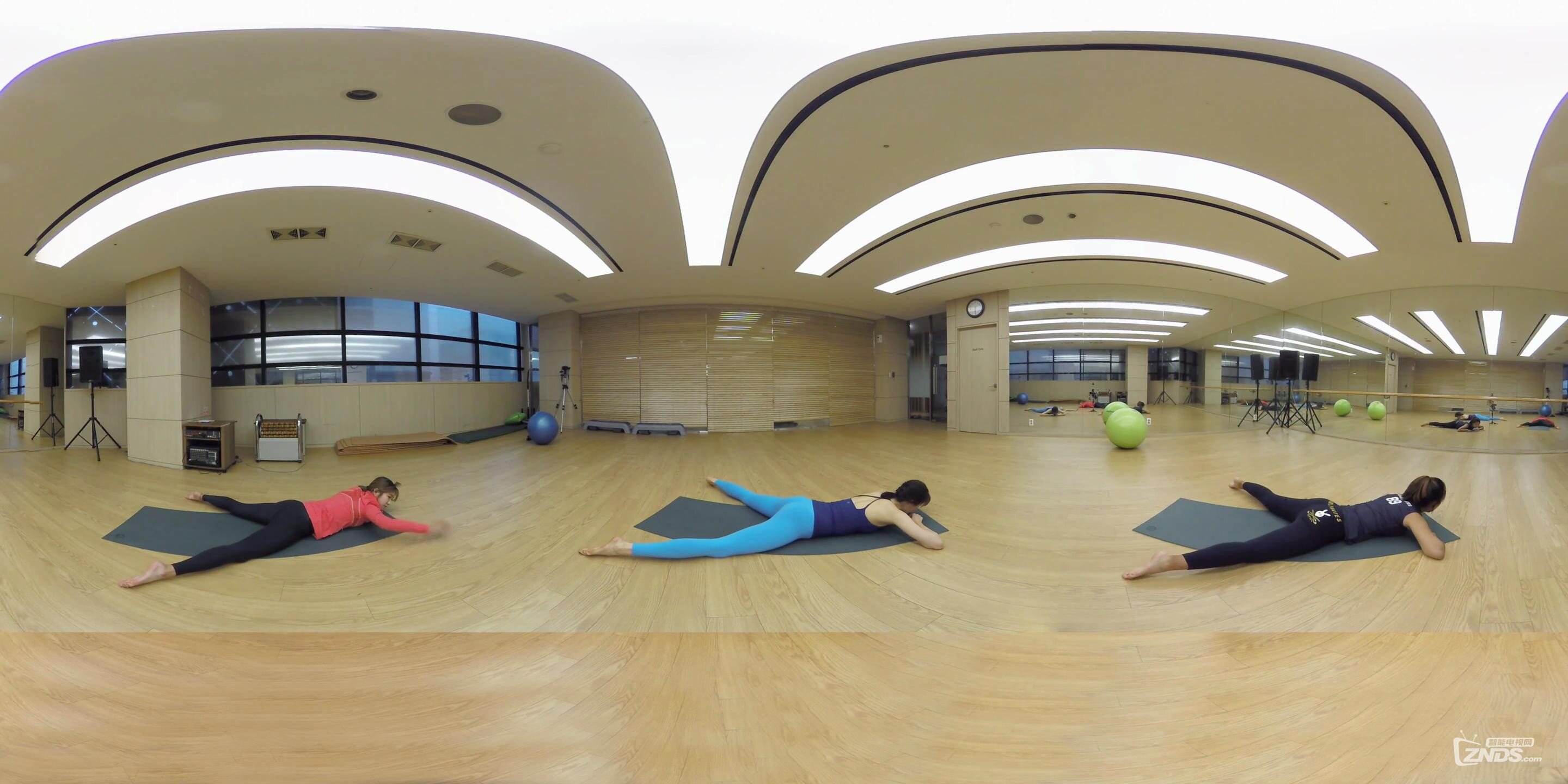 360_VR_全景_虚拟现实_韩国美女瑜伽教练教你瑜伽的正确姿势ep_3_20160923202245.JPG.jpg