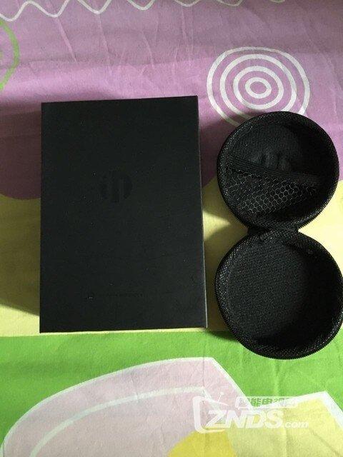 英菲克携手当贝狂送好礼聚初心+英菲克运动蓝牙耳机