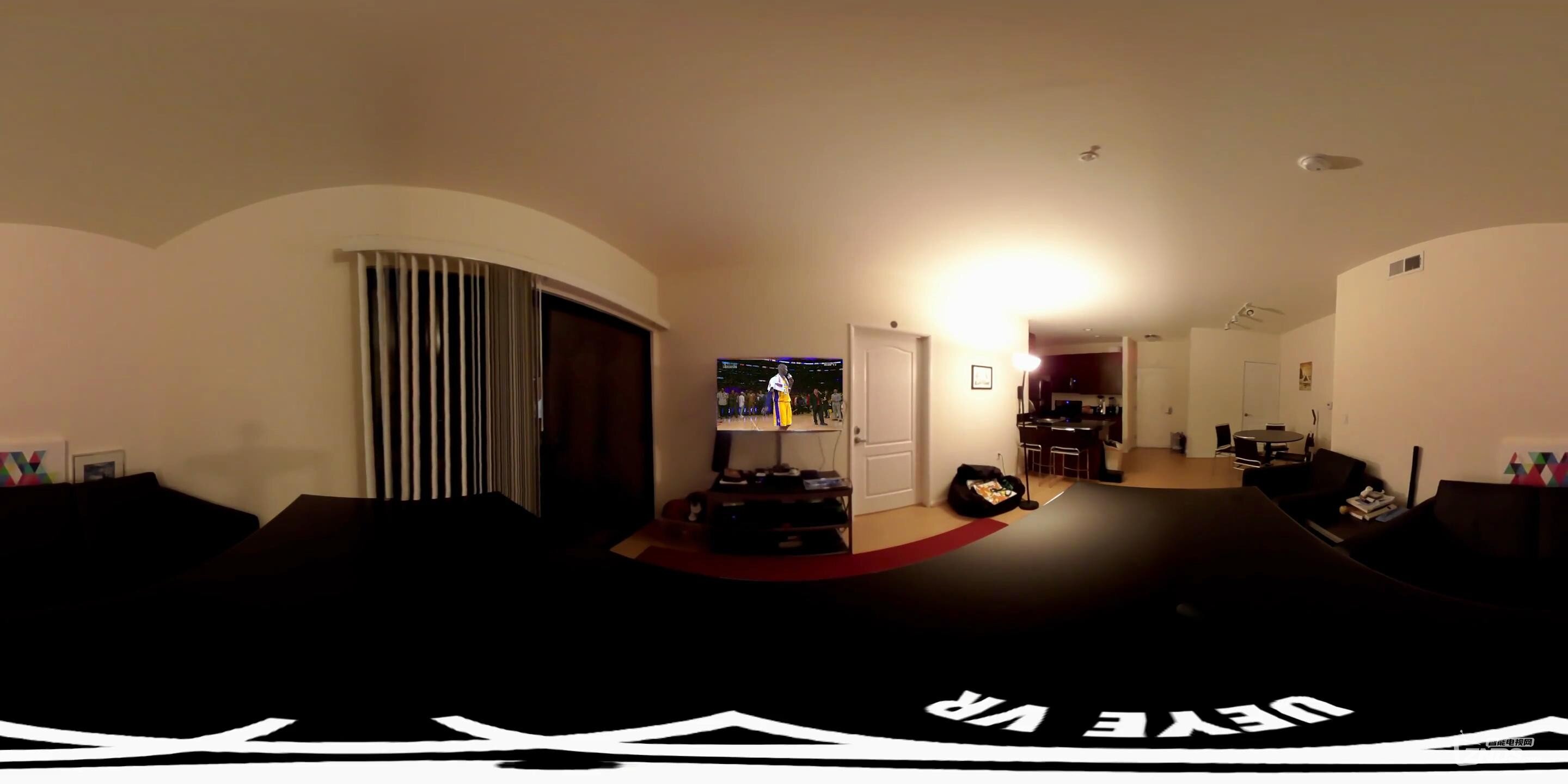 360_VR_全景_虚拟现实_科比（Kobe_Bryants）24_-_8_纪录片《最后一场比赛》_201609232.jpg