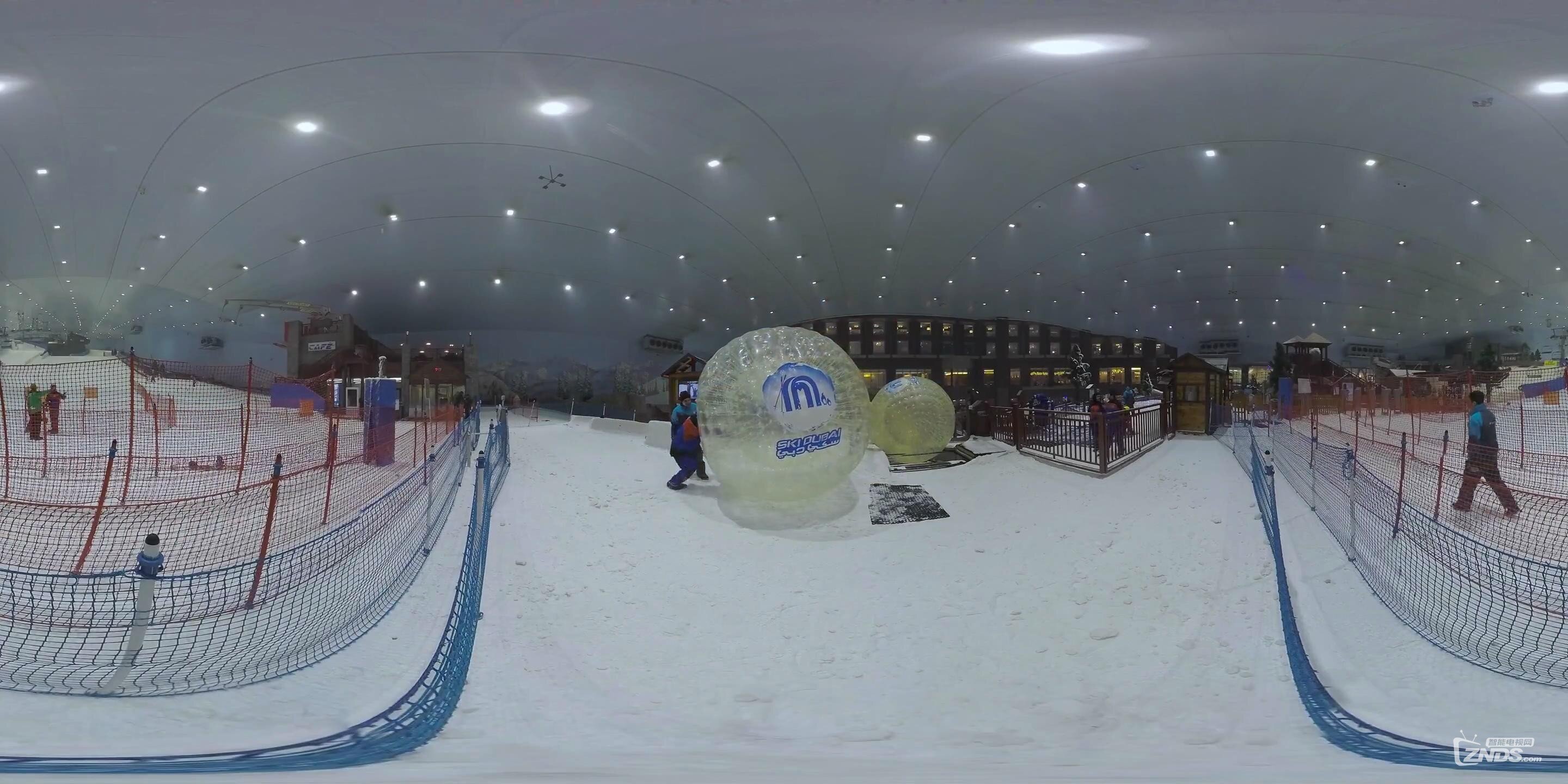 【VR帶你游世界】迪拜（杜拜）滑雪場雪地主題公園_Ski_Dubai_Snow_Park_vr帶你游迪拜.jpg