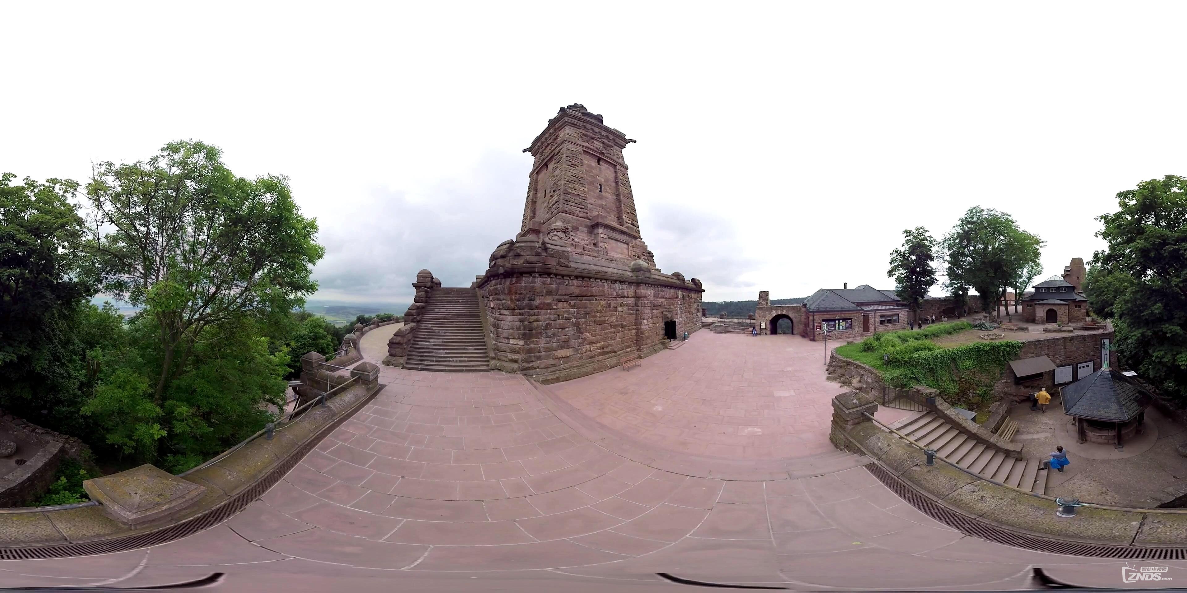 Kyffh?user-Denkmal Bad Frankenhausen  360 VR Video  MDR ZEITREISE_20161017152134.JPG