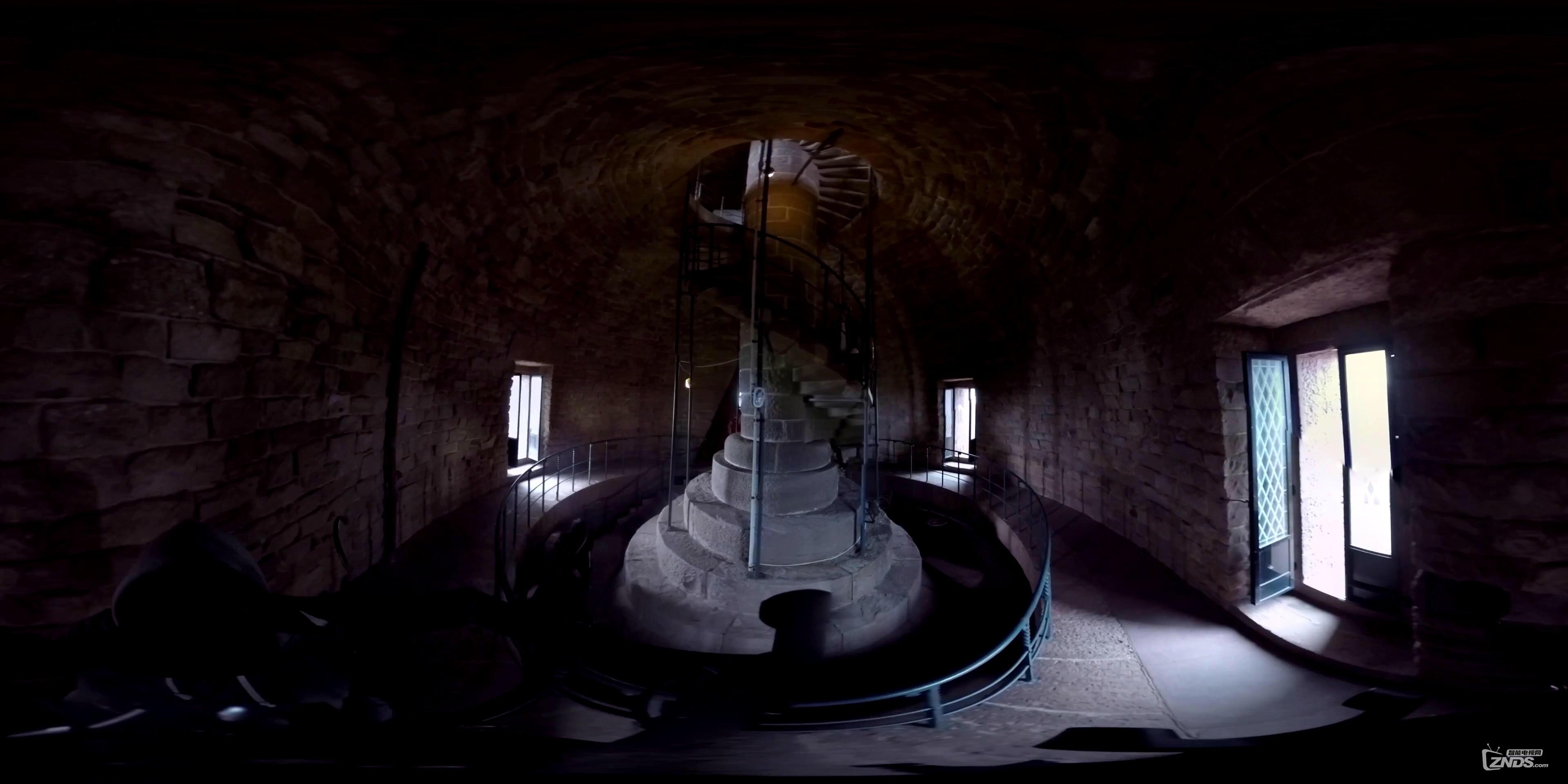 Kyffh?user-Denkmal Bad Frankenhausen  360 VR Video  MDR ZEITREISE_20161017152150.JPG