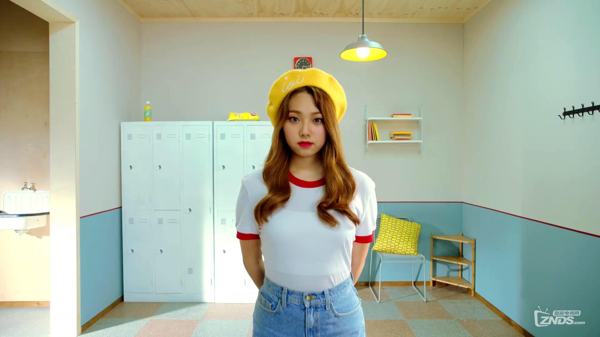 I.O.I - Very Very Very_20161017212451.JPG