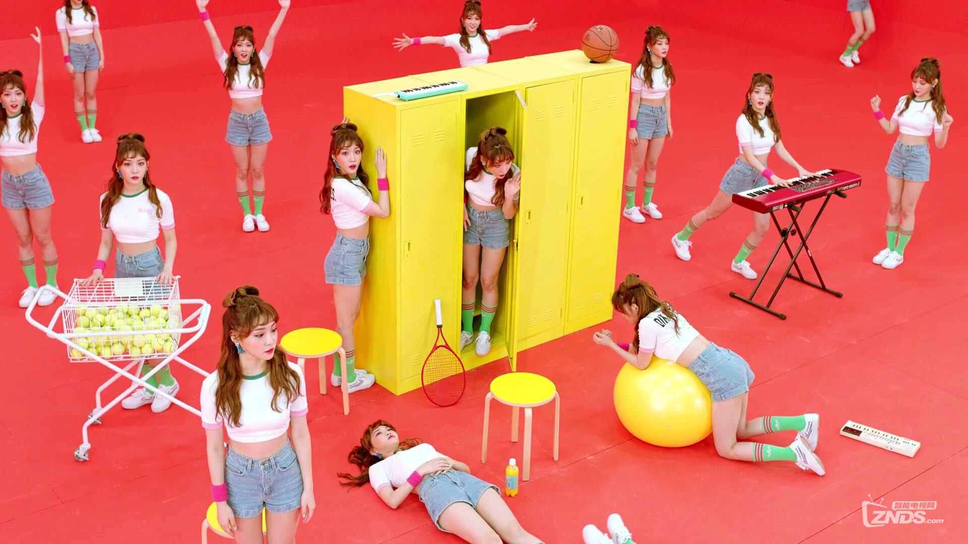 I.O.I - Very Very Very_20161017212456.JPG