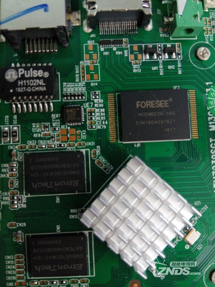 处理器GT7拆不开，foresee16Gemmc，2颗钰创DDR3,512颗粒