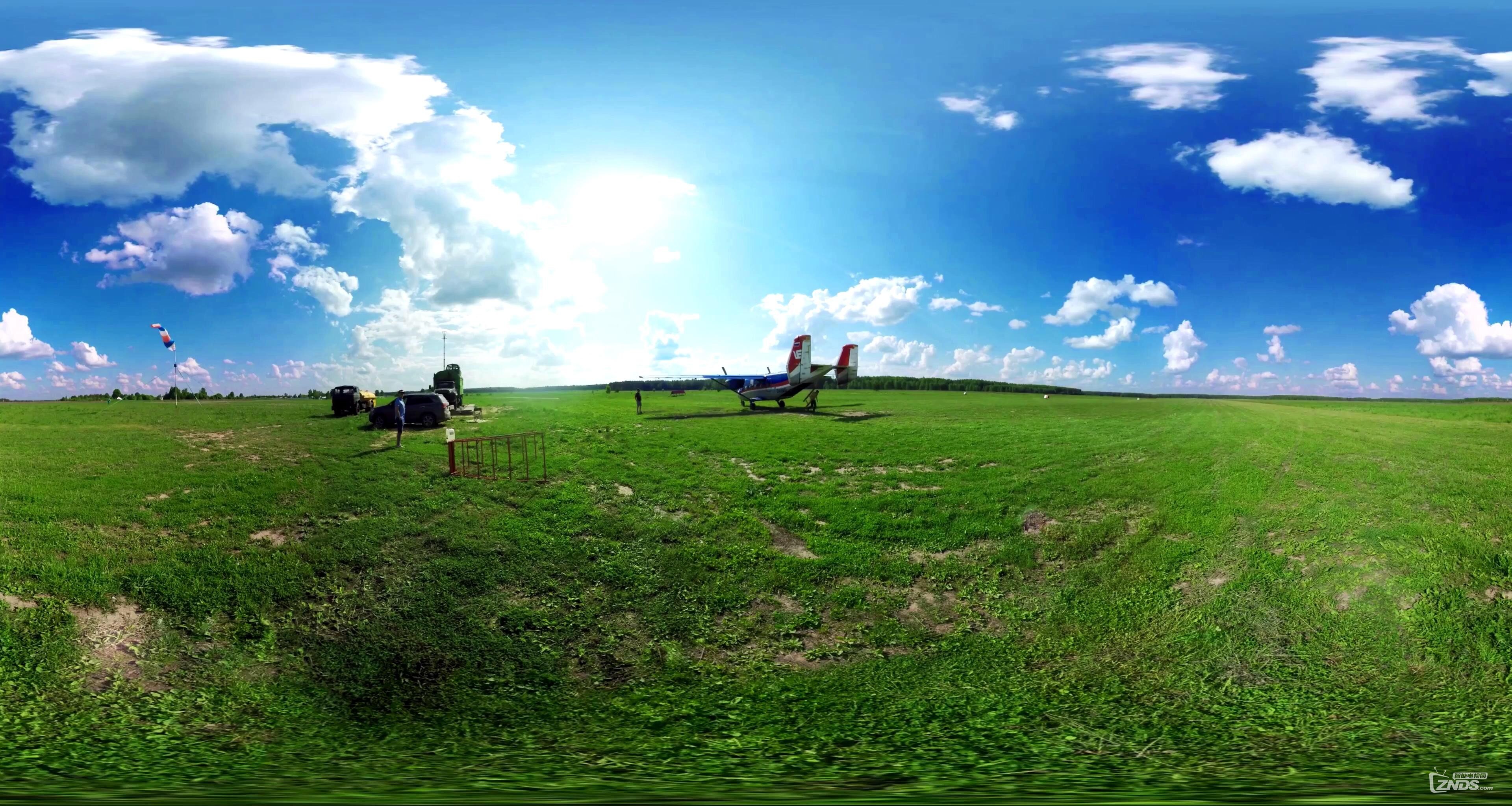 360° Skydiving Video  360 Skydiving VR 360 Skydiving View  360 Skydiving  360 D.jpg