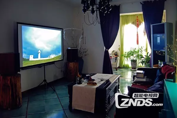 【评测】一位电视编导的小明激光微投试用感受