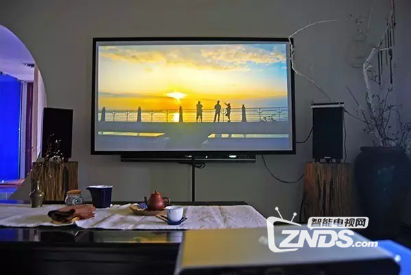【评测】一位电视编导的小明激光微投试用感受