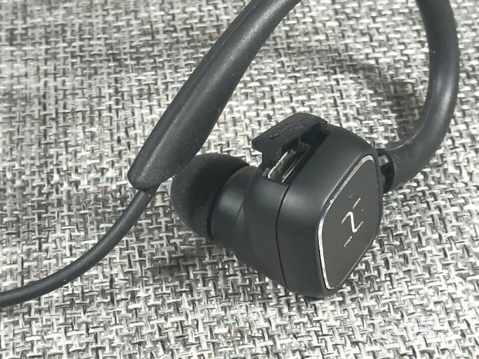 告别长线缠绕,轻松享受音乐-Haylou H1运动音乐耳机体验