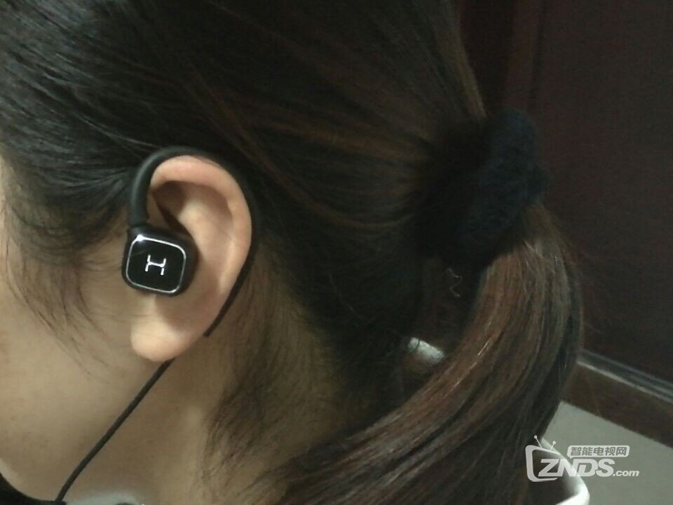 告别长线缠绕,轻松享受音乐-Haylou H1运动音乐耳机体验