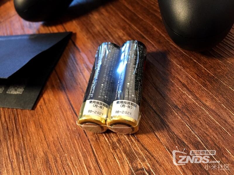 小米电视盒子好搭档——小米蓝牙无线手柄开箱测评