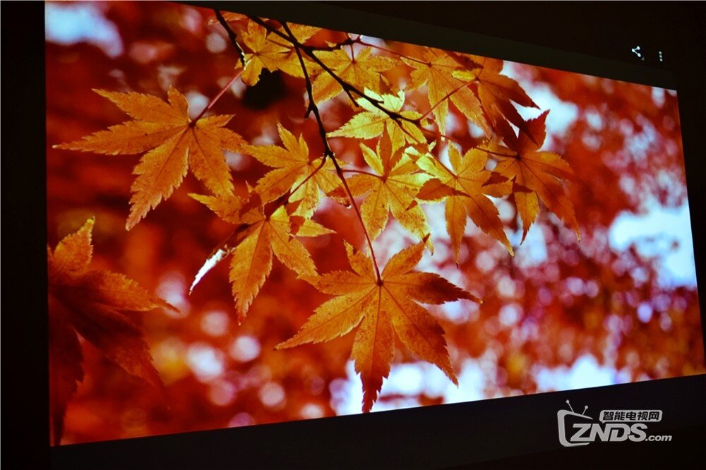 智能商务投影机能干啥？明基E500使用分享！