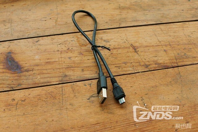 把青春投射到墙上——明基I300J智能微投评测