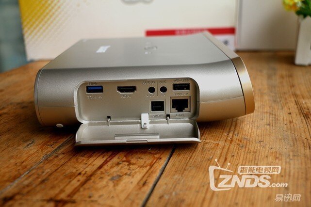 把青春投射到墙上——明基I300J智能微投评测