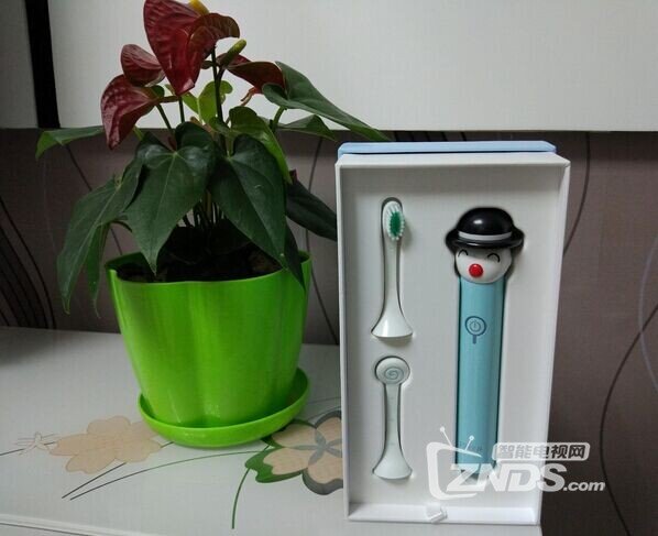 小丑超声波儿童牙刷评测 儿子的好伙伴