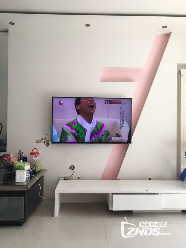 在家看乐视超级电视，简直是享受加幸福